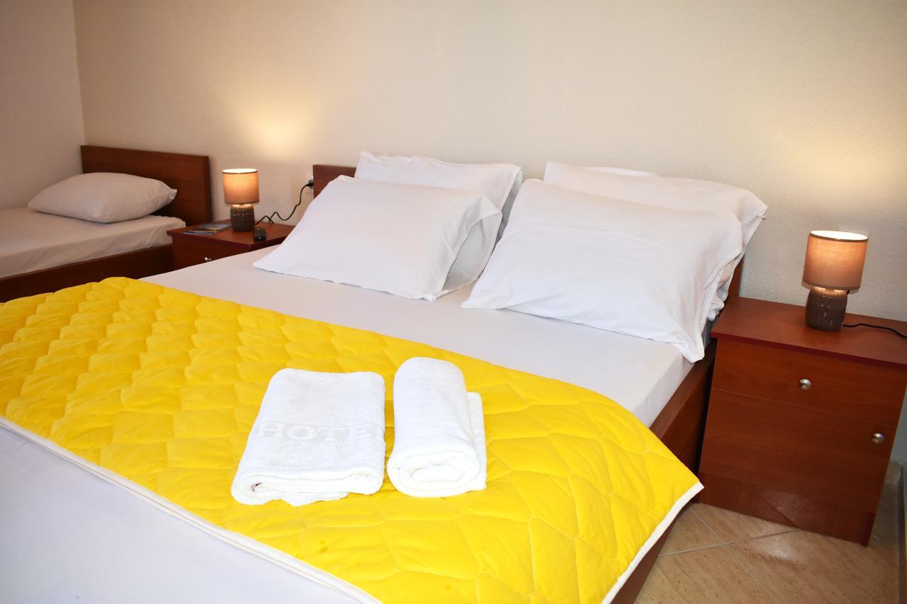 Beach Walk Apartments Ulcinj Exterior photo